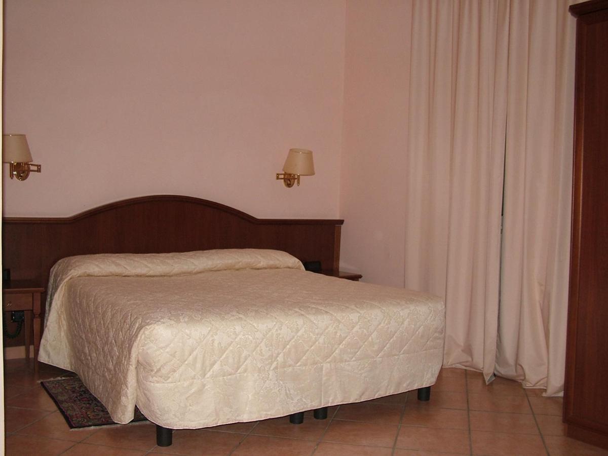 Hotel San Marco Rome Luaran gambar